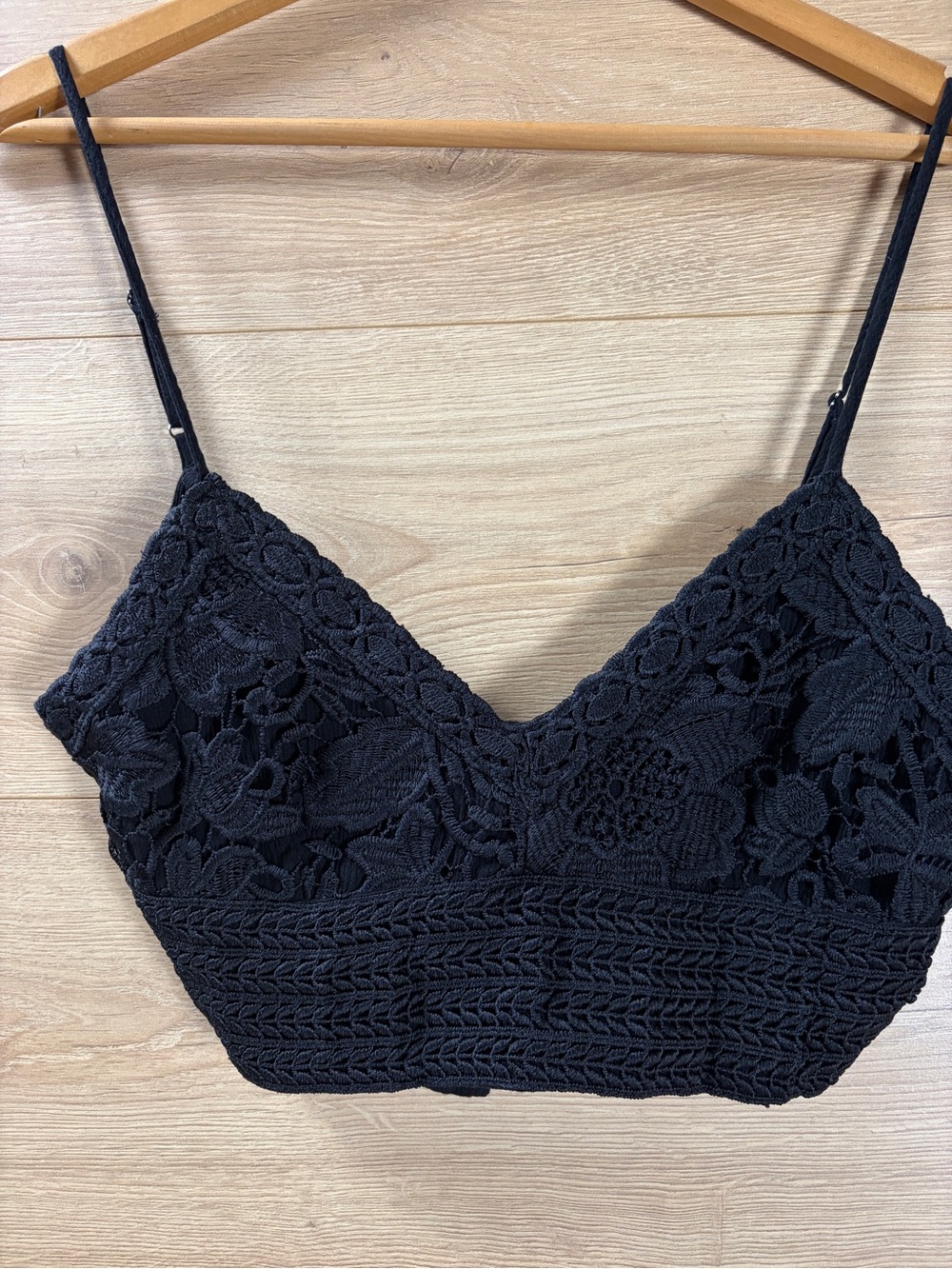 Aeropostale Black Lace Cropped Brami Top -Small
